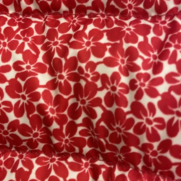 GUC pink flowered 12-18 month puffer coat - Picture 3 of 4